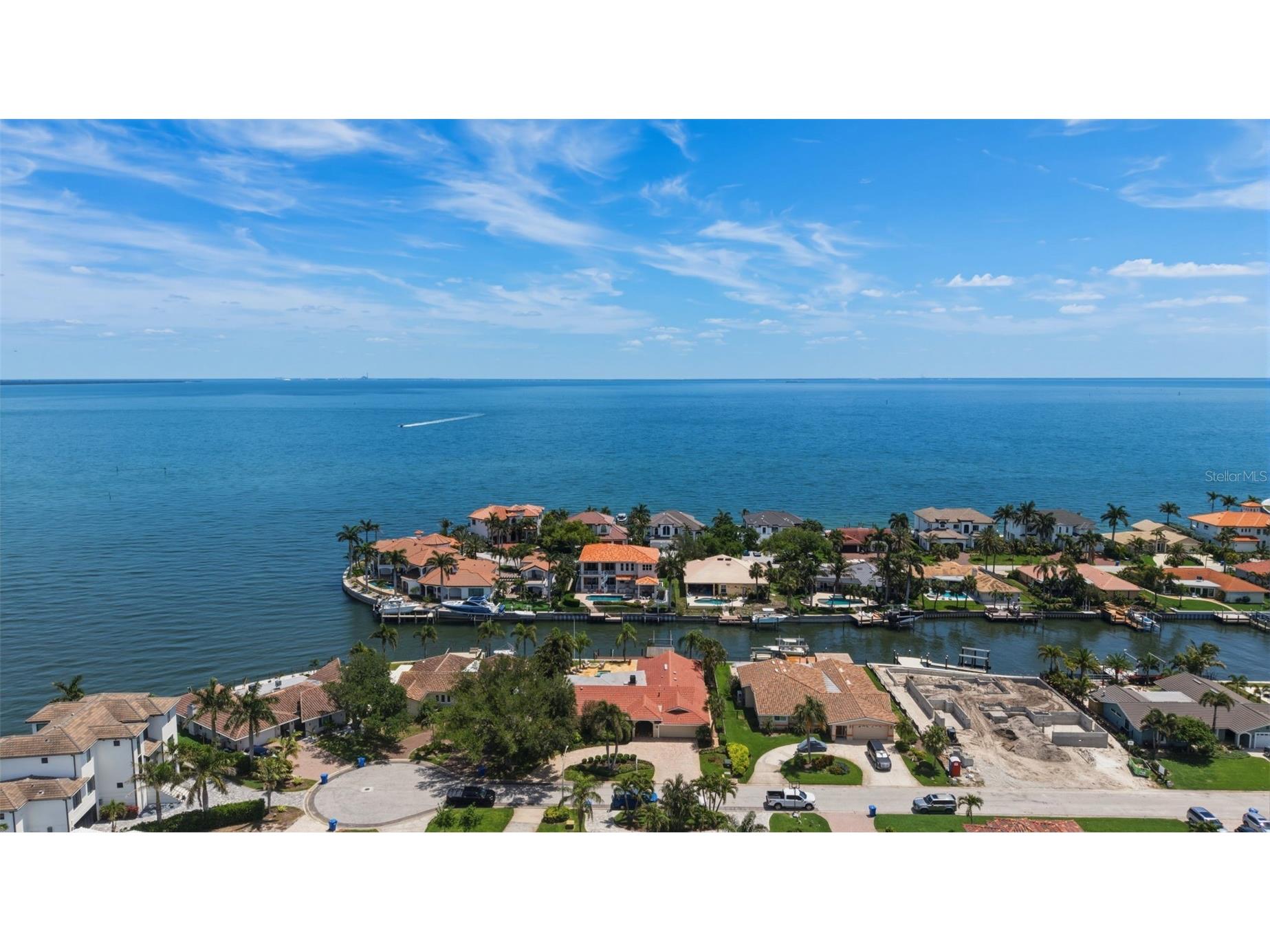2080 Hawaii Avenue NE Saint Petersburg FL 33703 TB8498249 image52