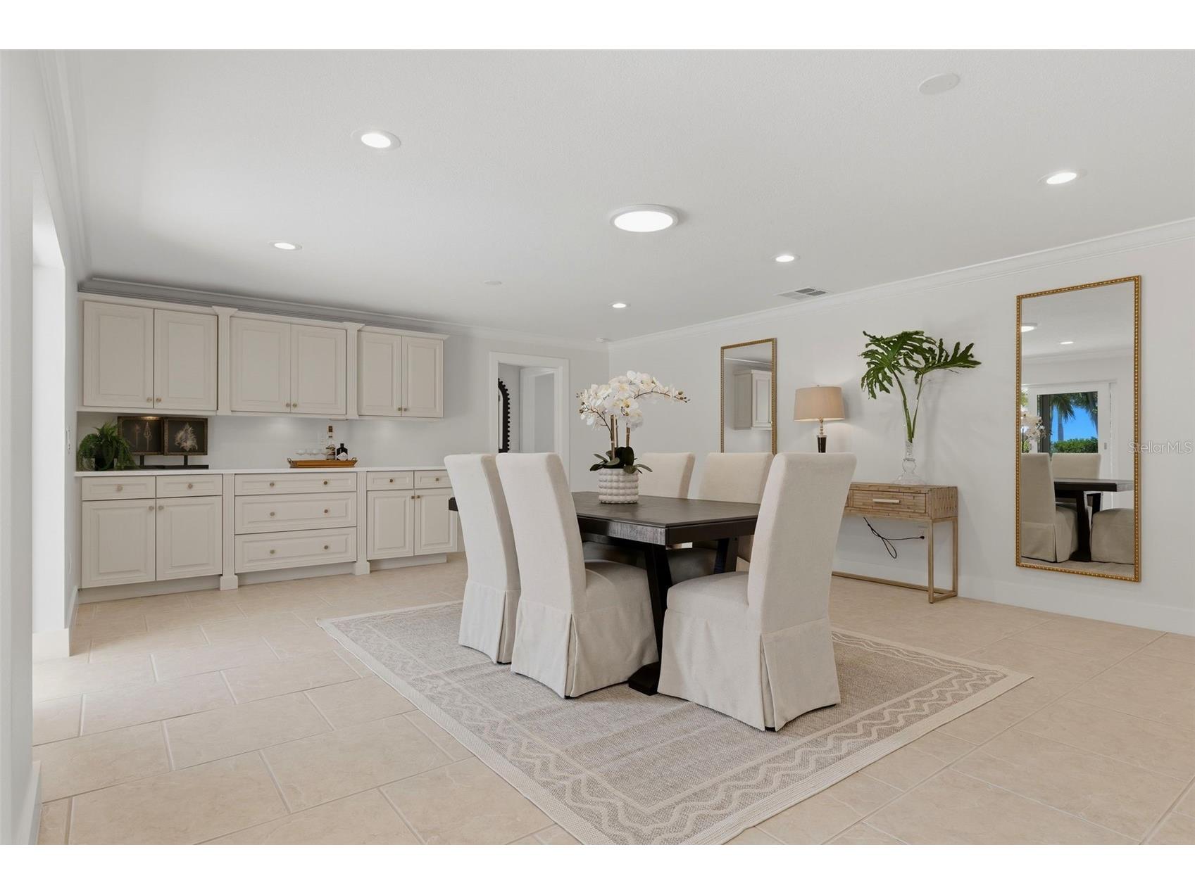 2080 Hawaii Avenue NE Saint Petersburg FL 33703 TB8498249 image9