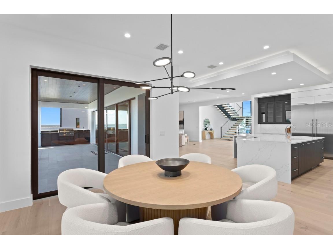 2081 Michigan Avenue NE Saint Petersburg FL 33703 TB8344767 image21