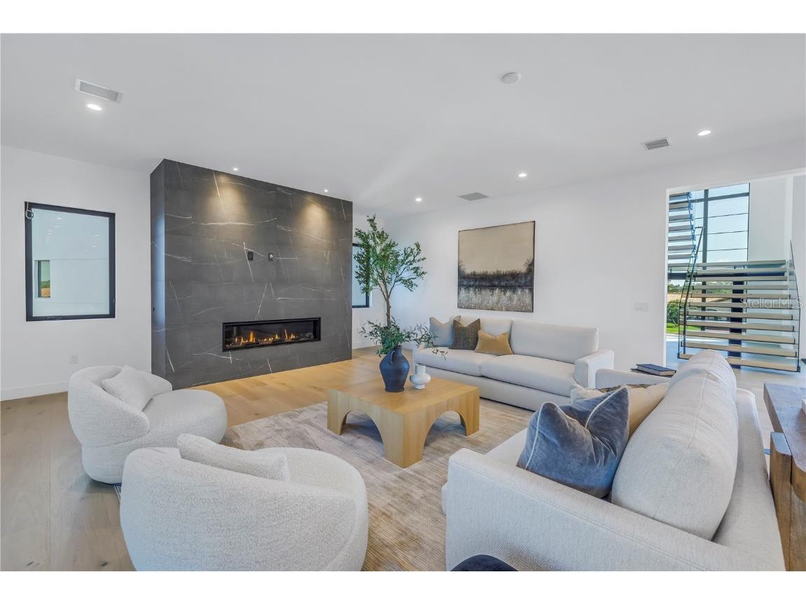 2081 Michigan Avenue NE Saint Petersburg FL 33703 TB8344767 image23