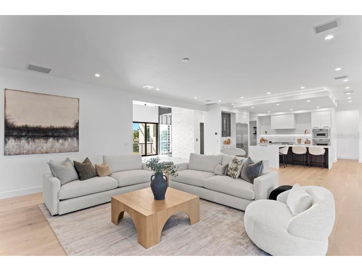 2081 Michigan Avenue NE Saint Petersburg FL 33703 TB8344767 image27