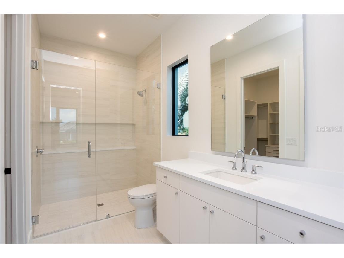 2081 Michigan Avenue NE Saint Petersburg FL 33703 TB8344767 image41