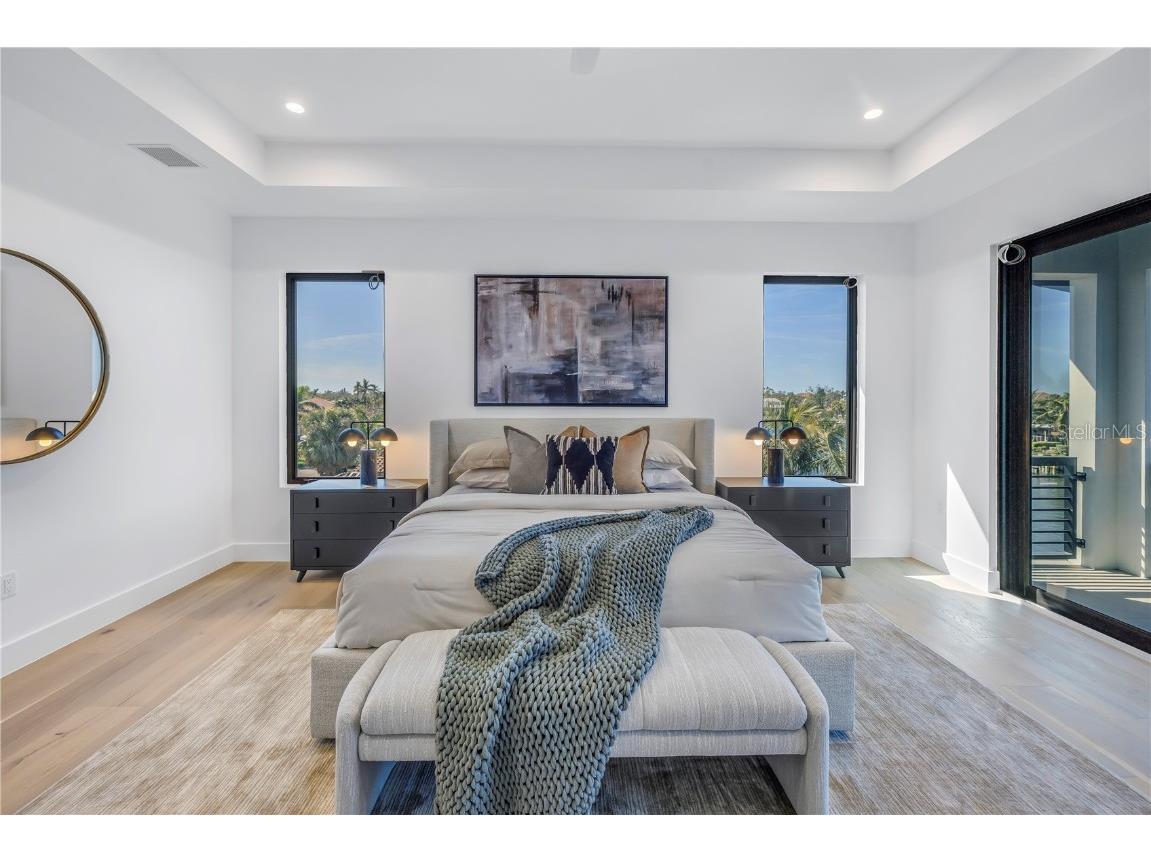 2081 Michigan Avenue NE Saint Petersburg FL 33703 TB8344767 image47