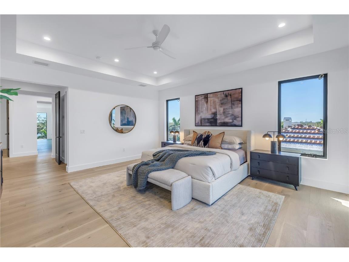 2081 Michigan Avenue NE Saint Petersburg FL 33703 TB8344767 image48