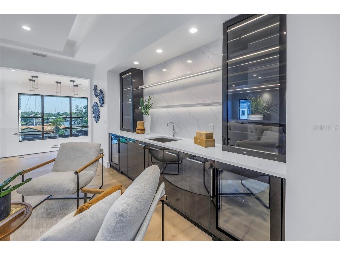 2081 Michigan Avenue NE Saint Petersburg FL 33703 TB8344767 image65