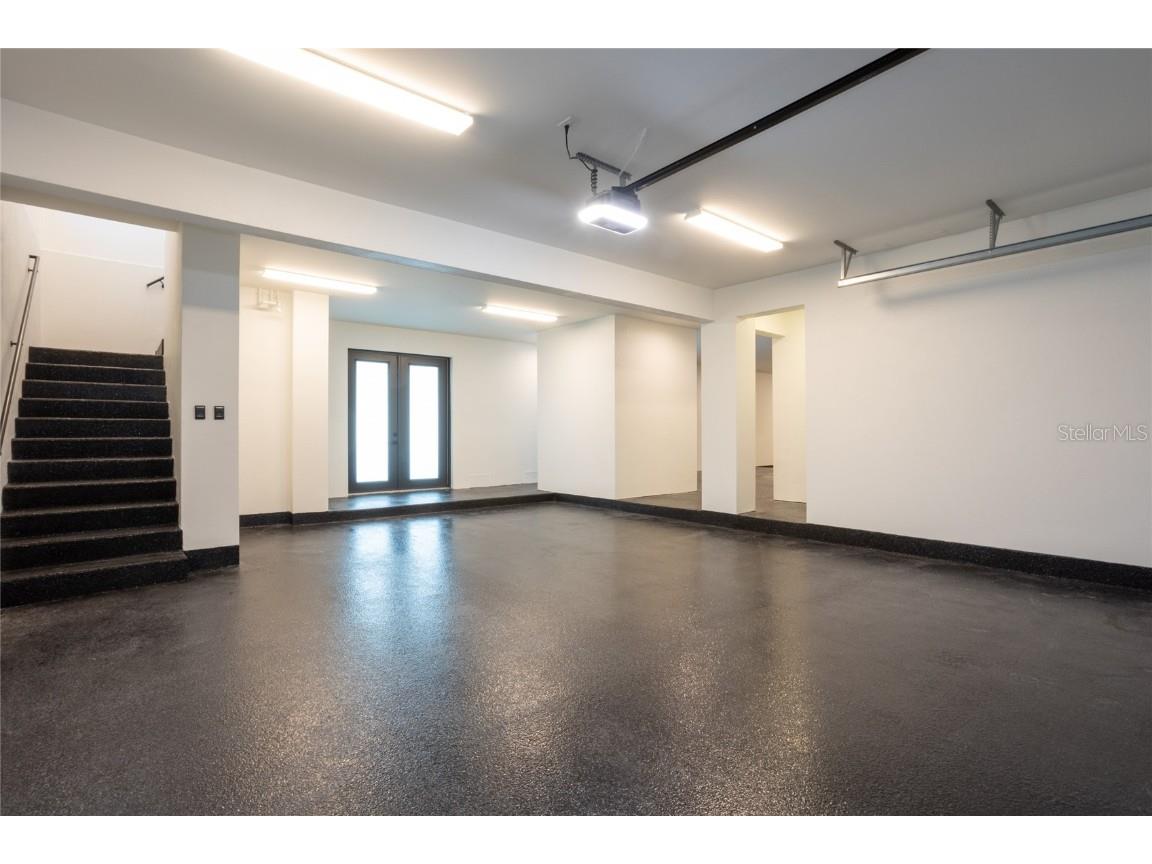 2081 Michigan Avenue NE Saint Petersburg FL 33703 TB8344767 image83