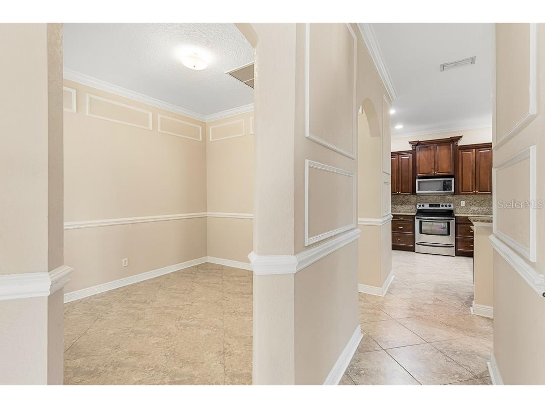2081 SW Bayshore Boulevard Port Saint Lucie FL 34984 O6367619 image14