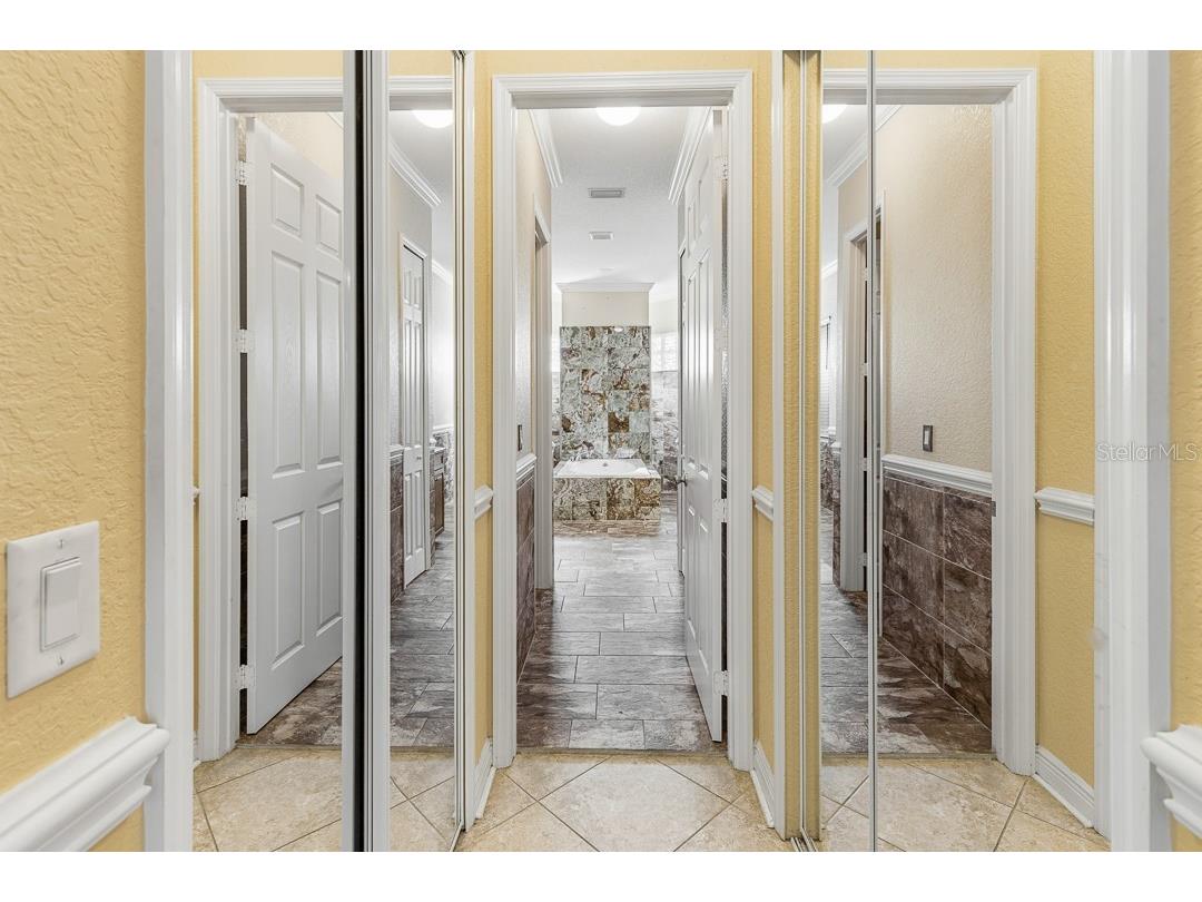 2081 SW Bayshore Boulevard Port Saint Lucie FL 34984 O6367619 image18
