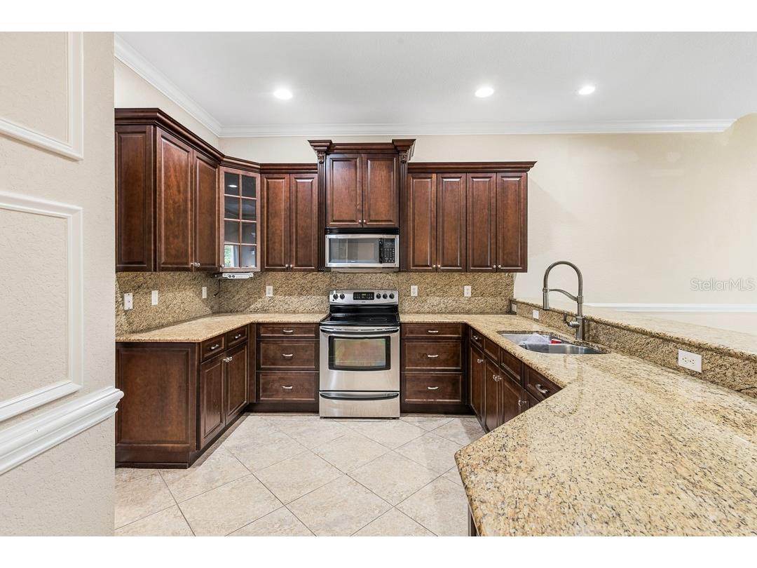 2081 SW Bayshore Boulevard Port Saint Lucie FL 34984 O6367619 image32