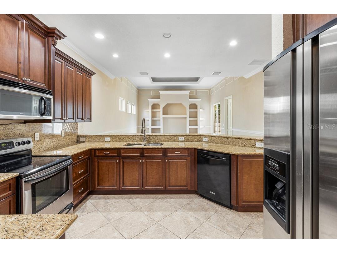 2081 SW Bayshore Boulevard Port Saint Lucie FL 34984 O6367619 image35