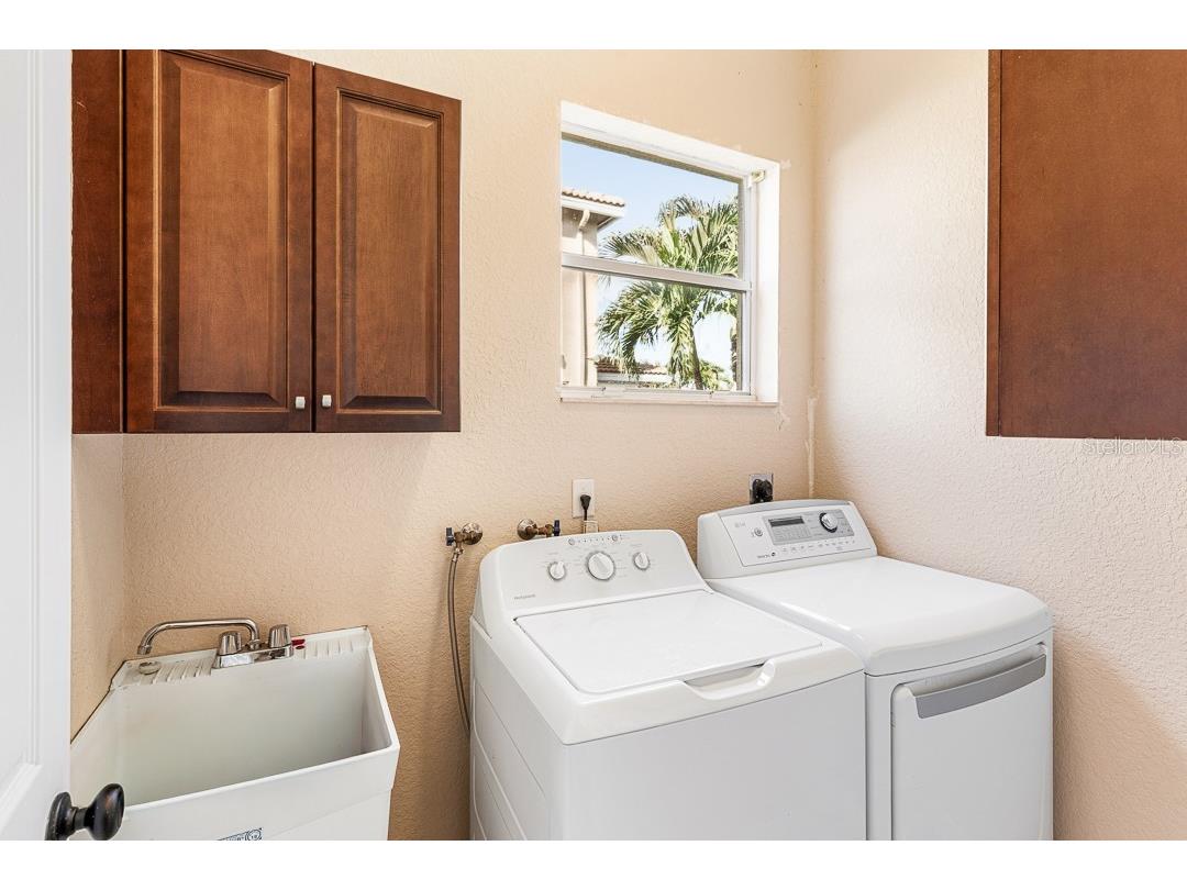 2081 SW Bayshore Boulevard Port Saint Lucie FL 34984 O6367619 image38