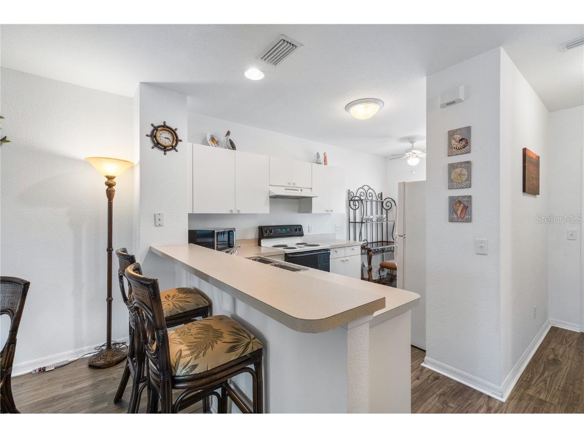 2081 Willow Hammock Circle #204 Punta Gorda FL 33983 C7512689 image5