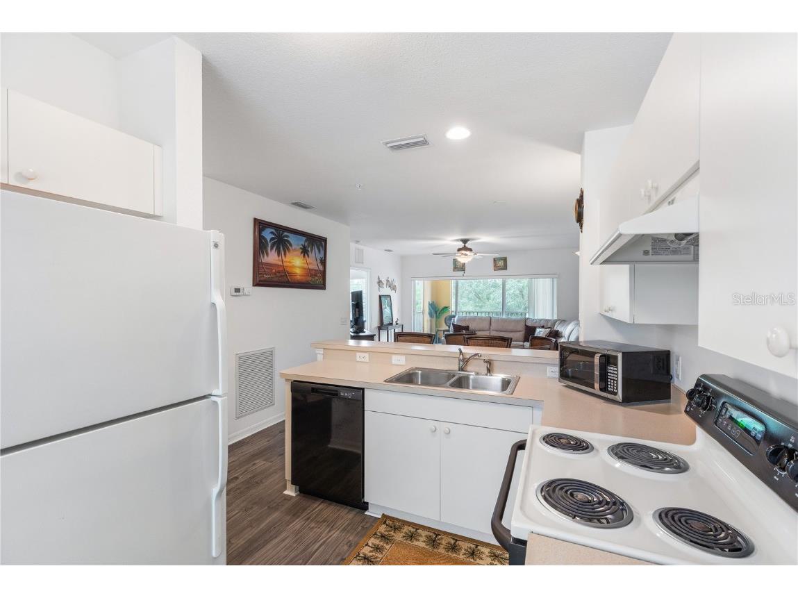 2081 Willow Hammock Circle #204 Punta Gorda FL 33983 C7512689 image6