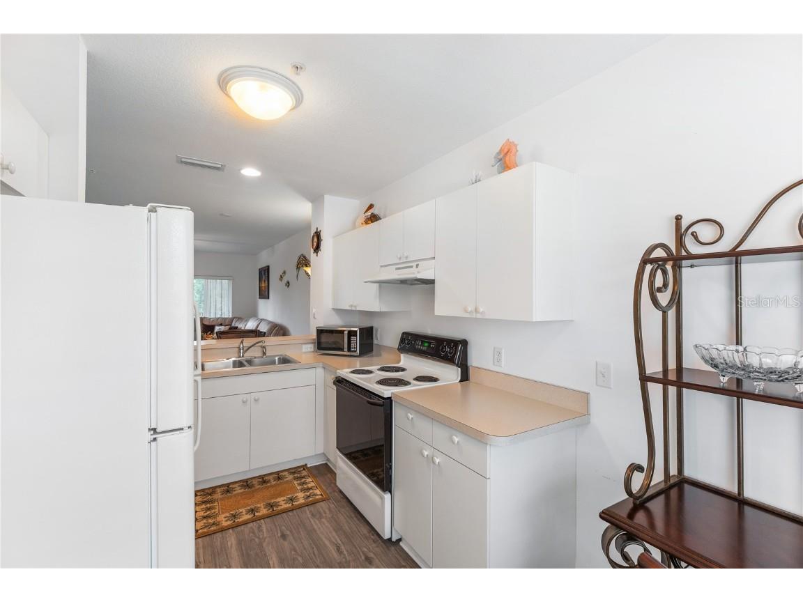 2081 Willow Hammock Circle #204 Punta Gorda FL 33983 C7512689 image8