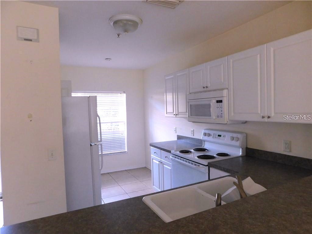 2081 Willow Hammock Circle #F105 Punta Gorda FL 33983 C7516246 image4