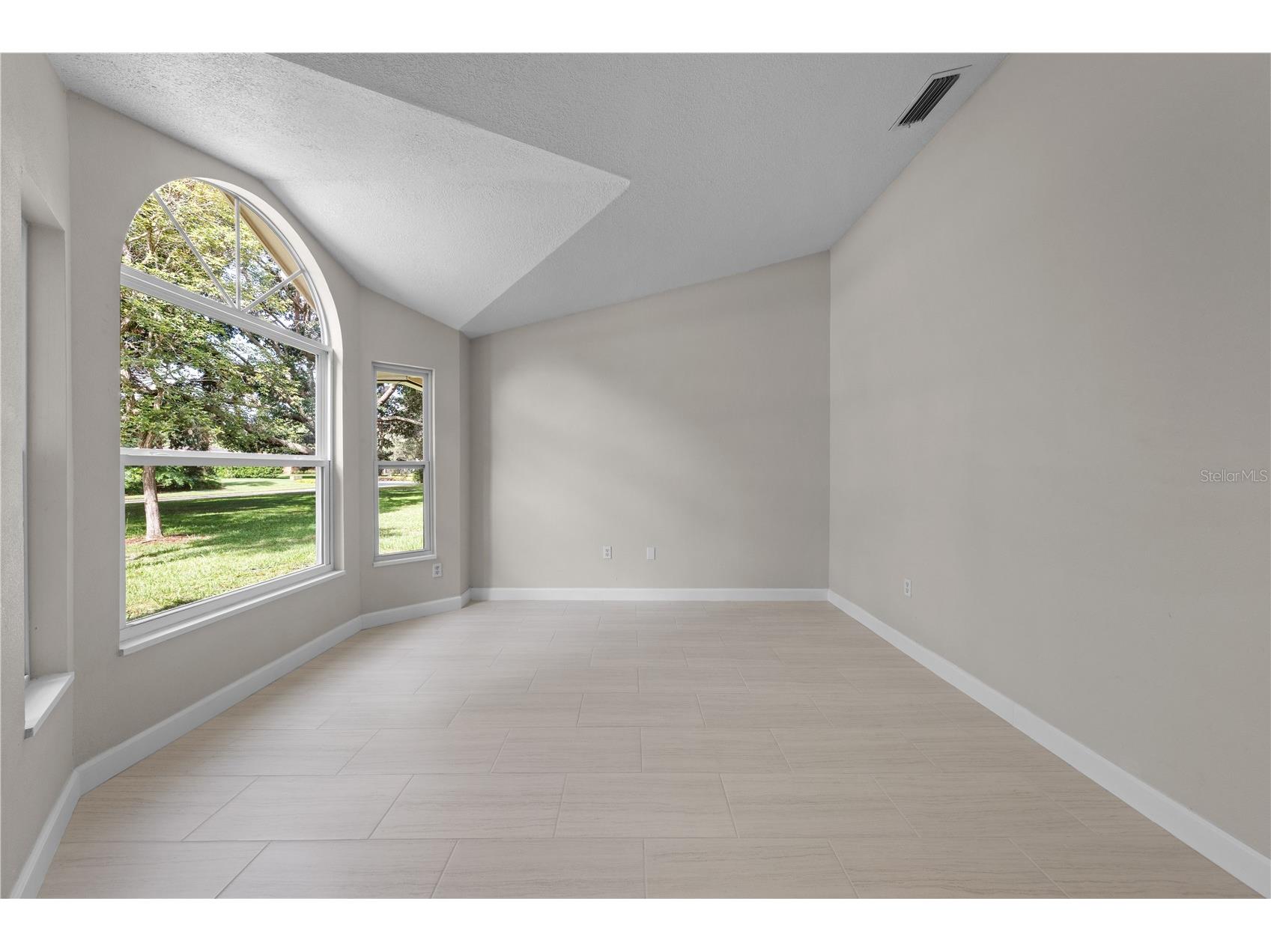 2082 Camelot Boulevard Saint Cloud FL 34772 S5152217 image8