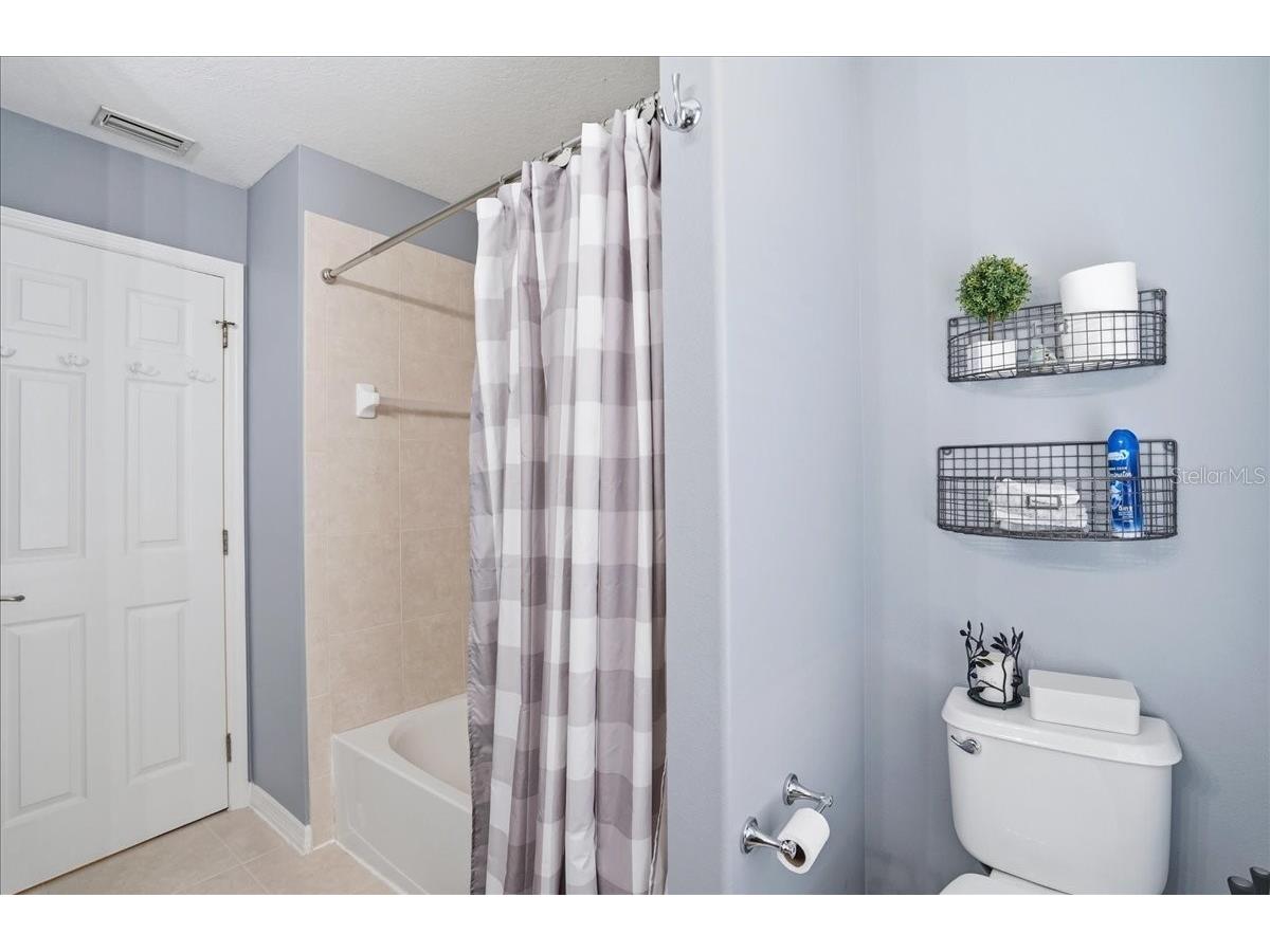 2082 Mesic Hammock Way Venice FL 34292 N6144012 image38