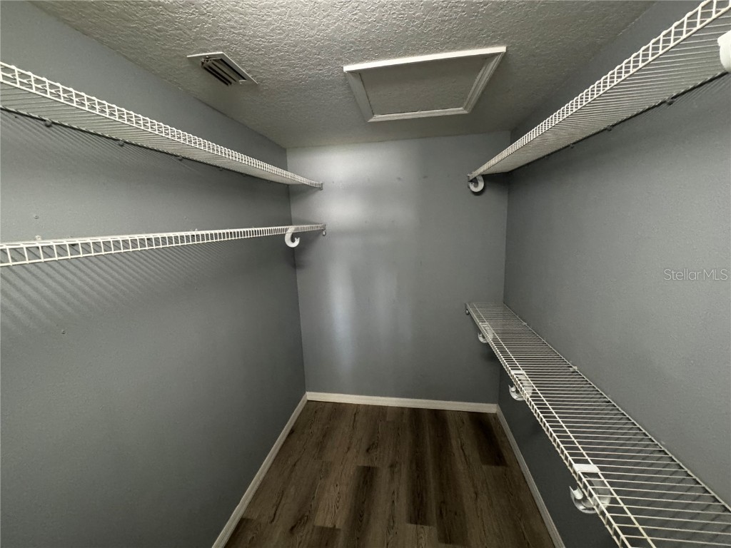 2082 Old Arbor Court Sarasota FL 34232 TB8445624 image15