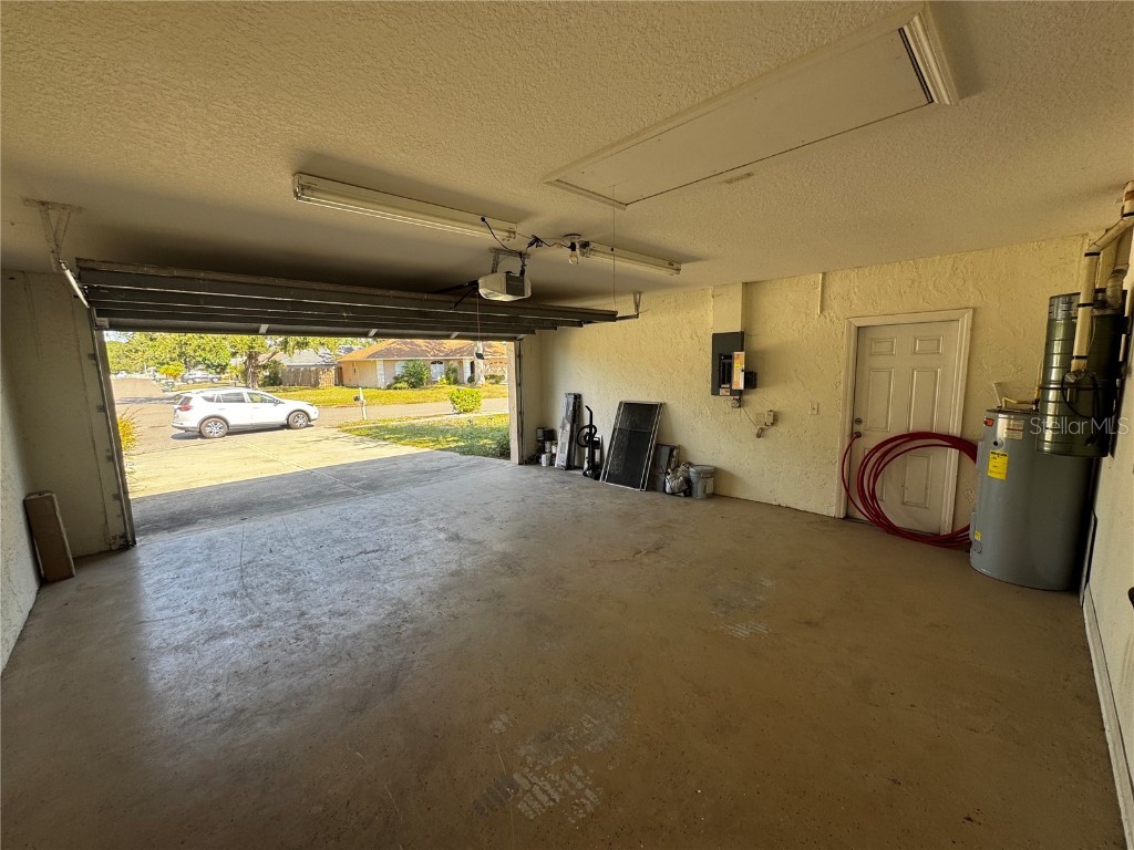 2082 Old Arbor Court Sarasota FL 34232 TB8445624 image2