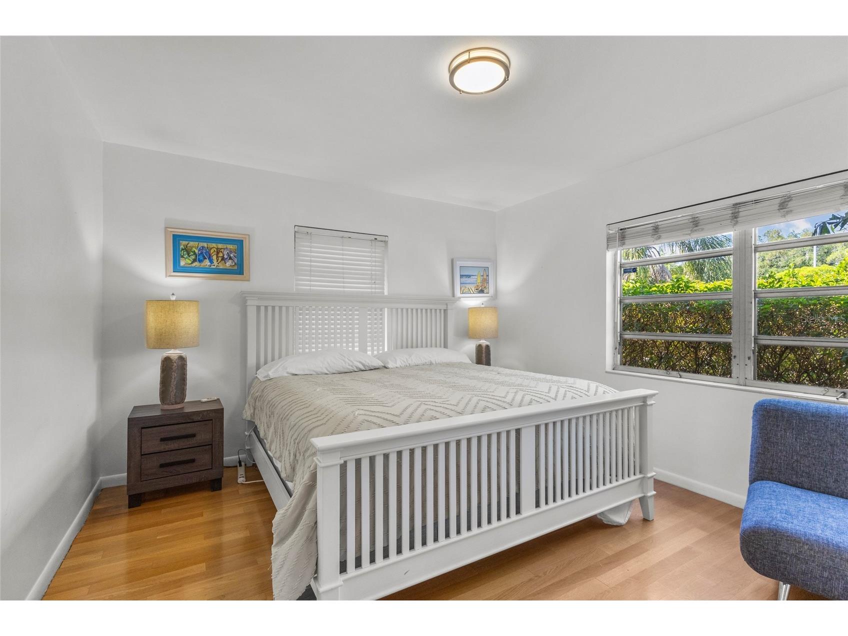 2082 Orchid Street Sarasota FL 34239 A4690466 image20