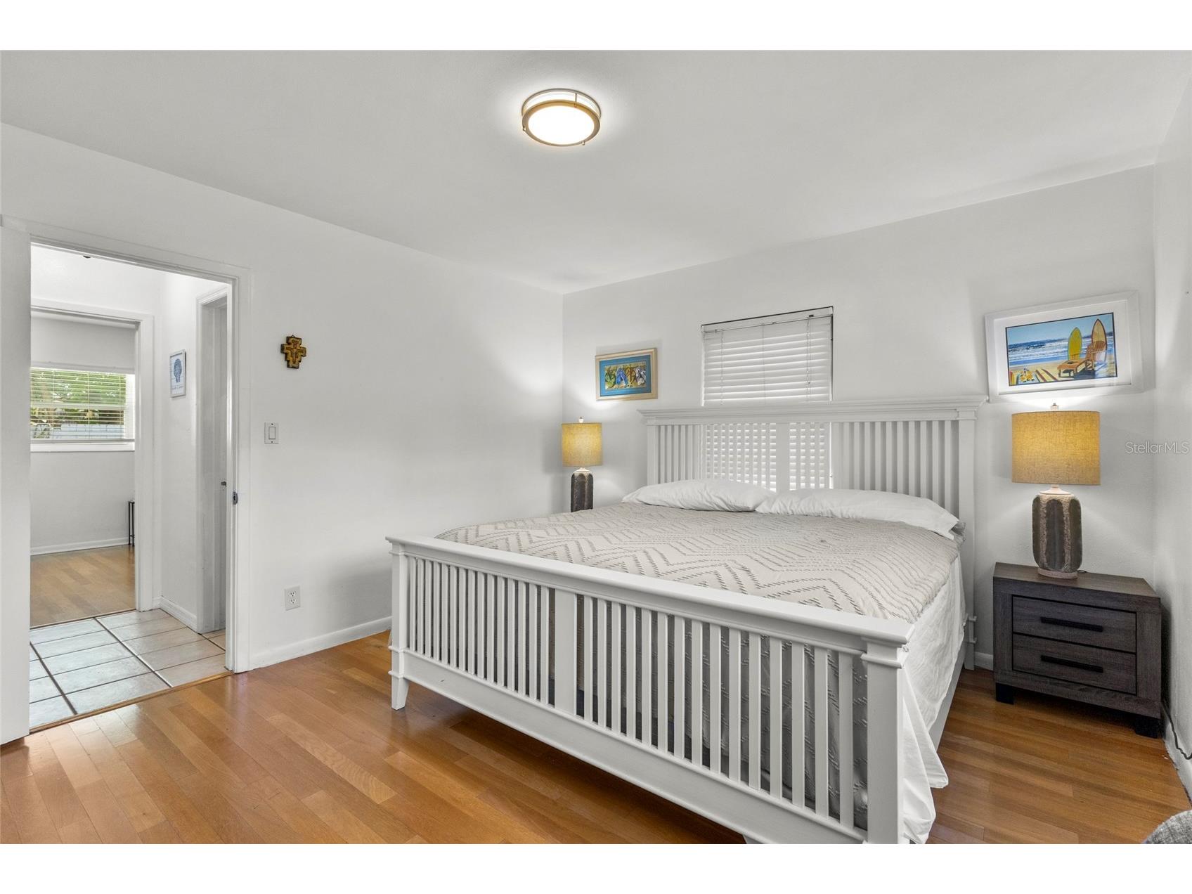 2082 Orchid Street Sarasota FL 34239 A4690466 image21
