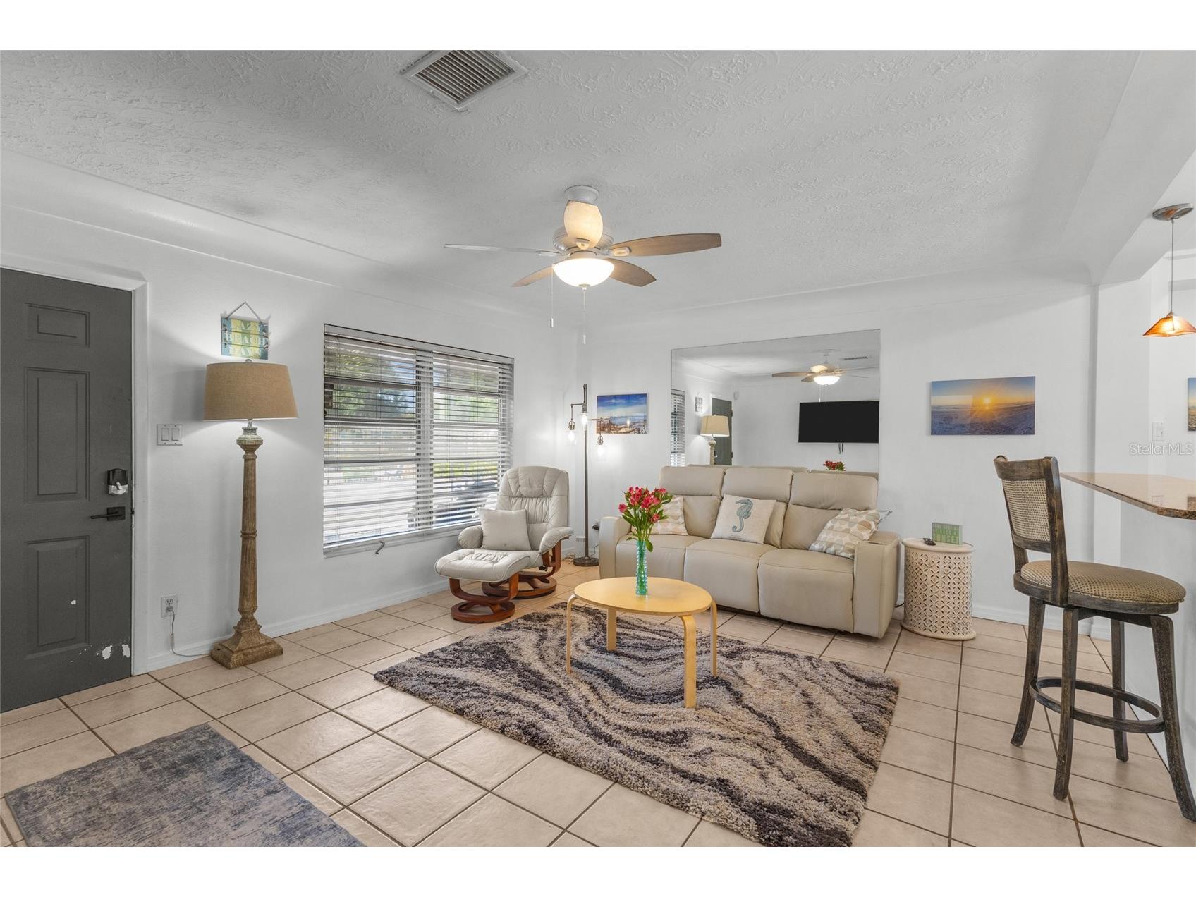 2082 Orchid Street Sarasota FL 34239 A4690466 image6