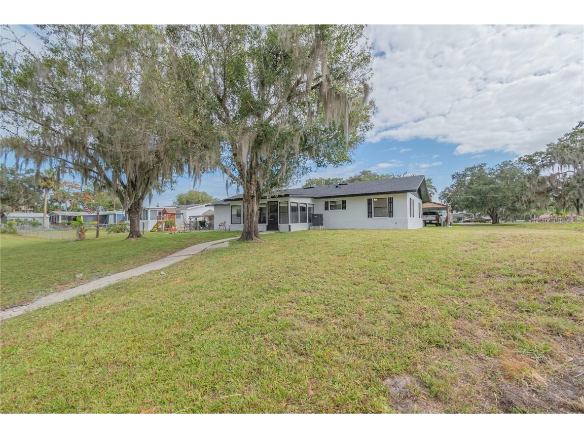 2082 Shady Lane Geneva FL 32732 - ST JOHNS V4945168 image12