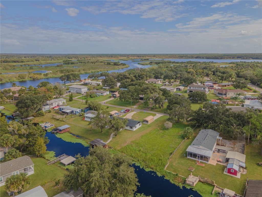 2082 Shady Lane Geneva FL 32732 - ST JOHNS V4945168 image24