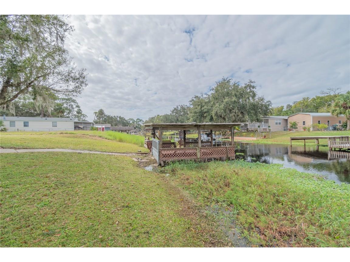 2082 Shady Lane Geneva FL 32732 - ST JOHNS V4945168 image9