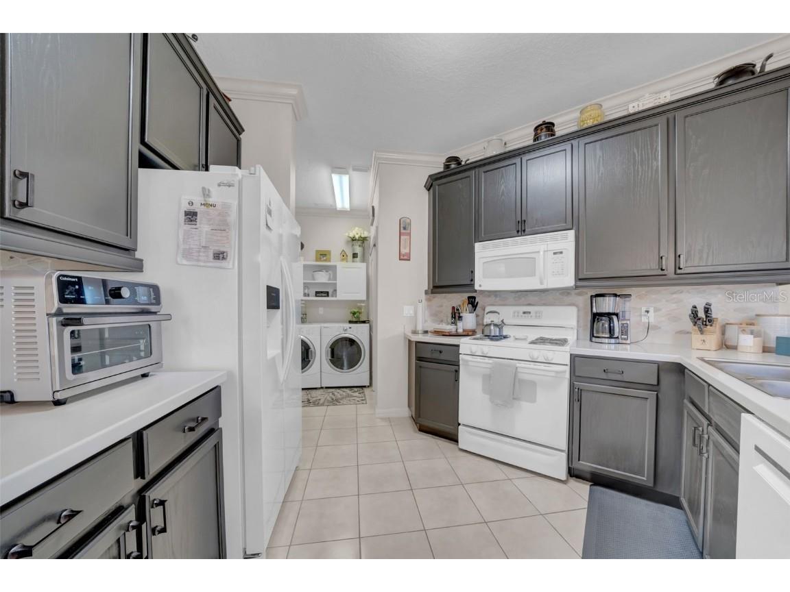 2082 Sifield Greens Way #3 Sun City Center FL 33573 TB8360098 image10