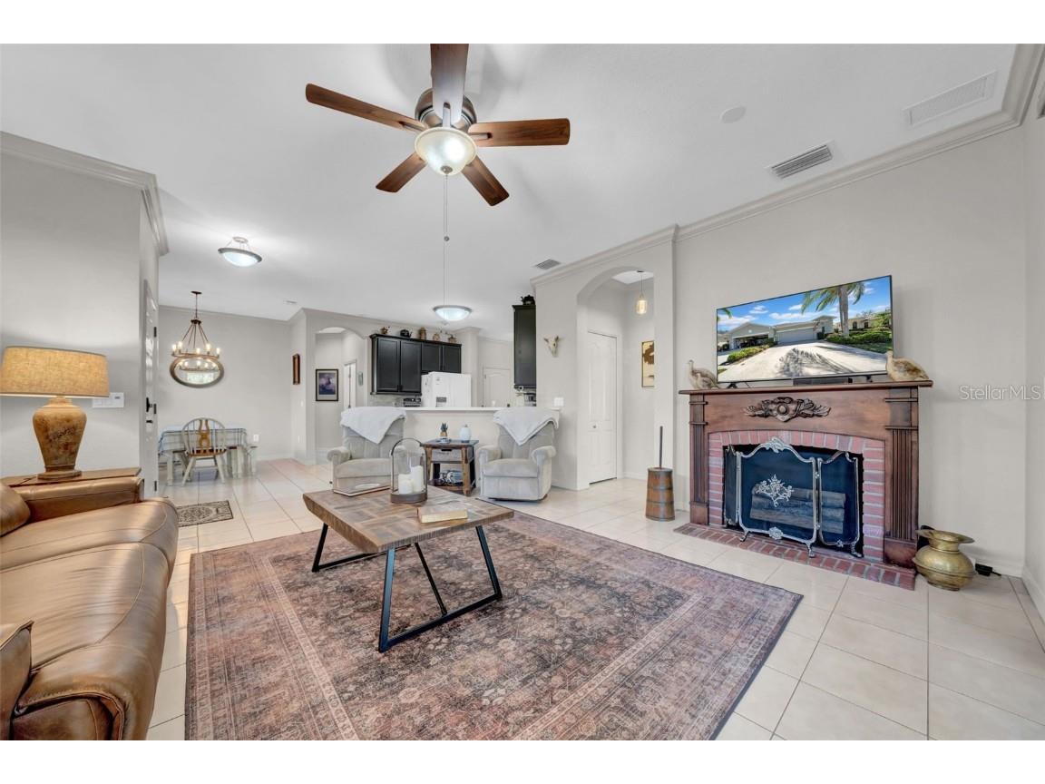 2082 Sifield Greens Way #3 Sun City Center FL 33573 TB8360098 image7