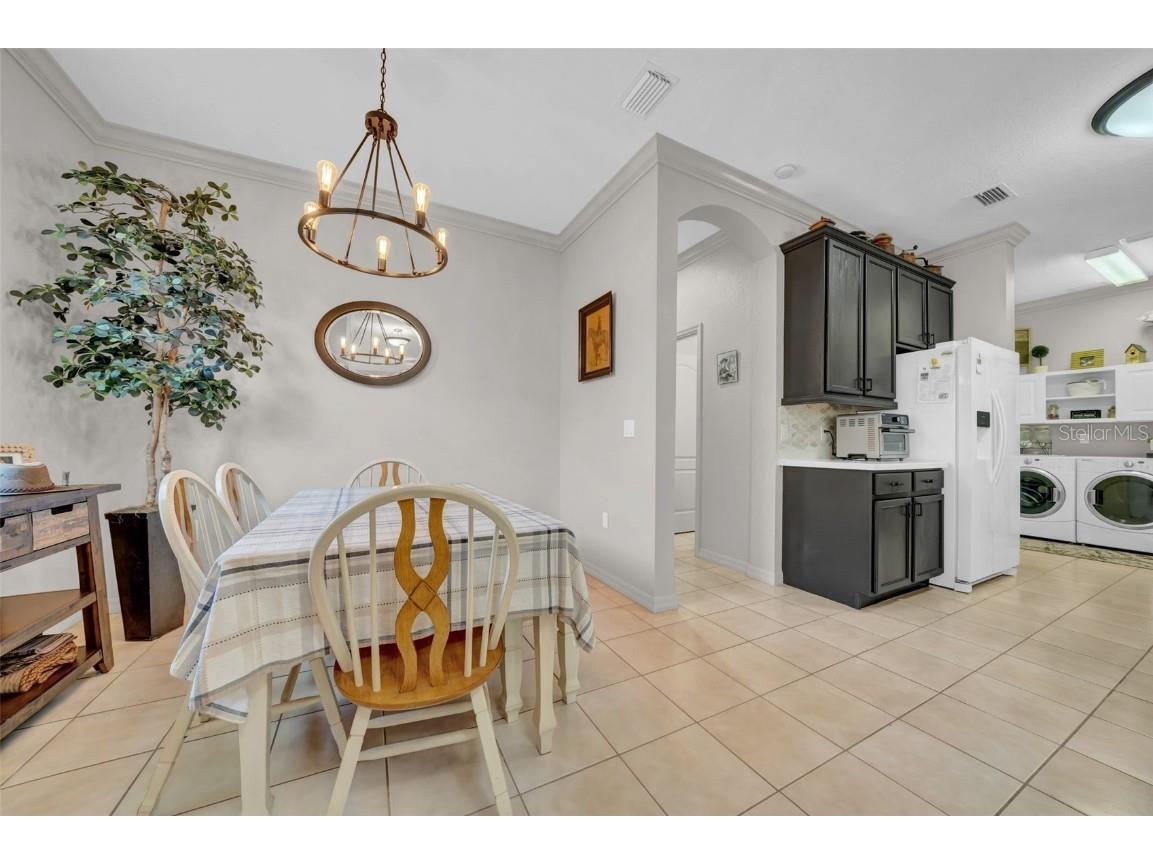 2082 Sifield Greens Way #3 Sun City Center FL 33573 TB8360098 image8