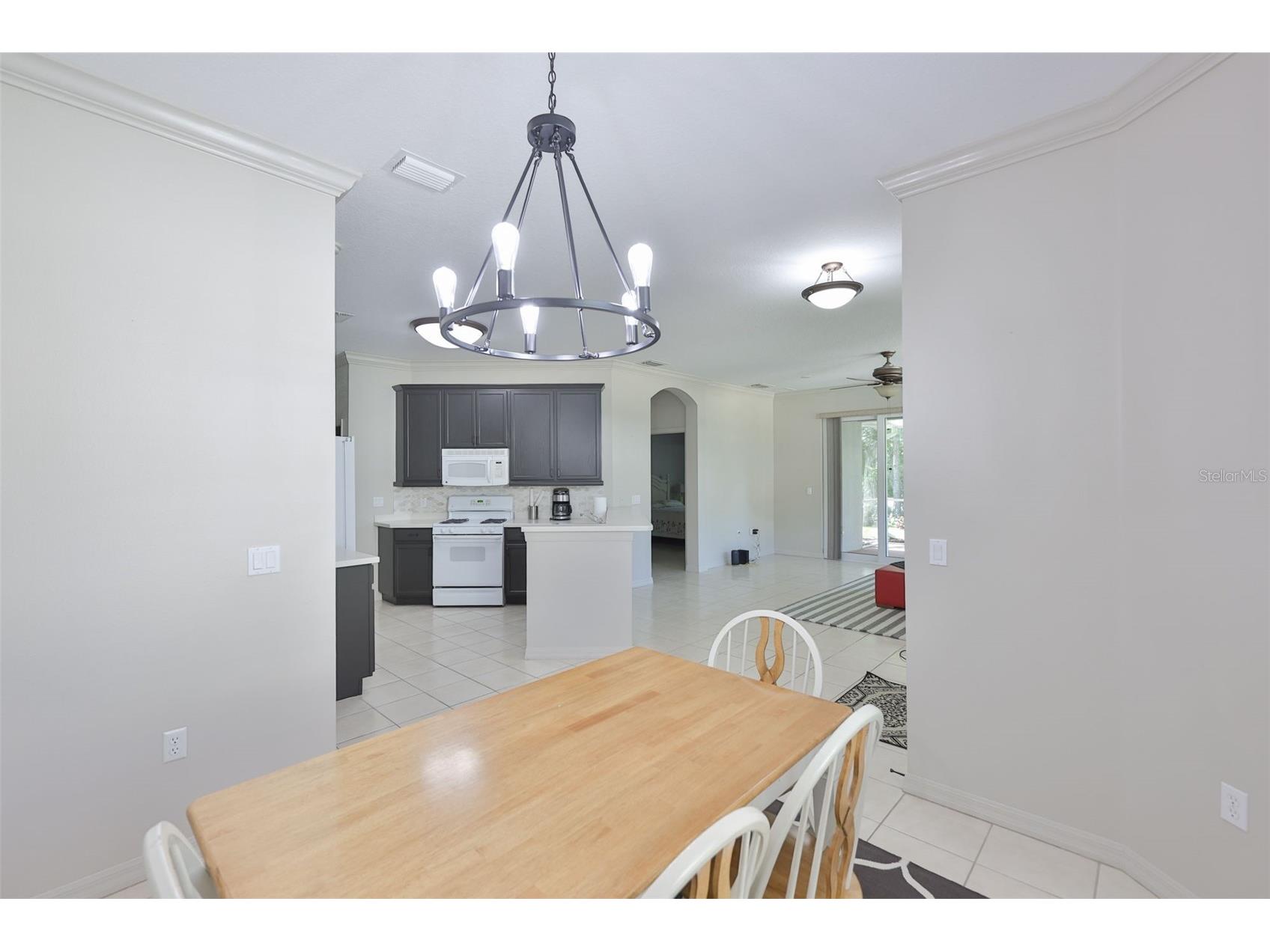 2082 Sifield Greens Way #3 Sun City Center FL 33573 TB8495916 image11