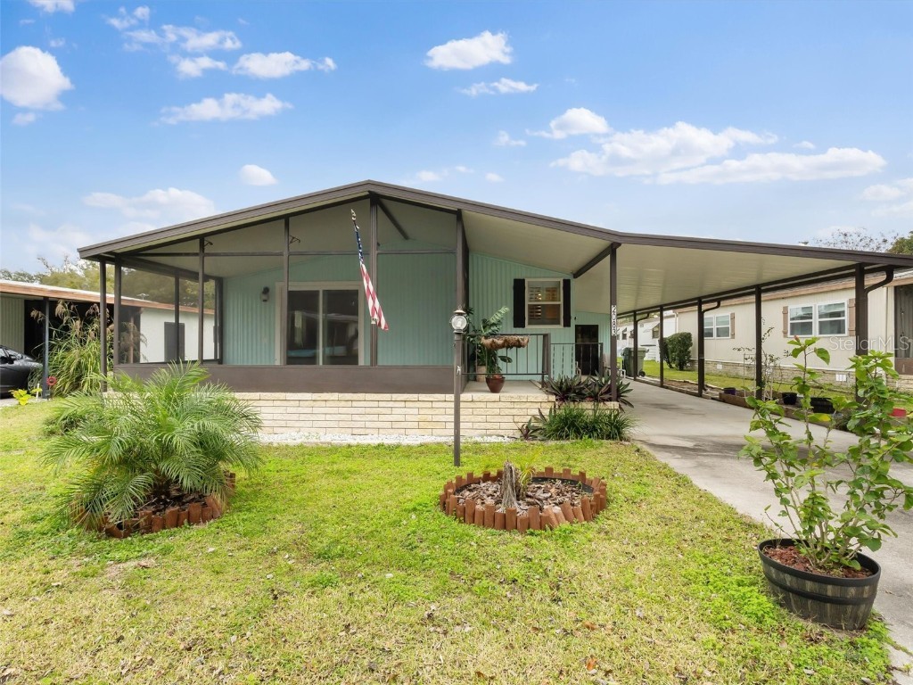 2083 Montclair Road Leesburg FL 34748 OM670956 image1