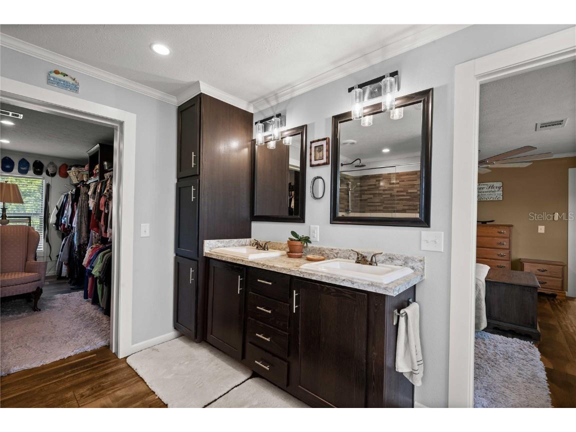 2083 Sr 50 Webster FL 33597 TB8437034 image28