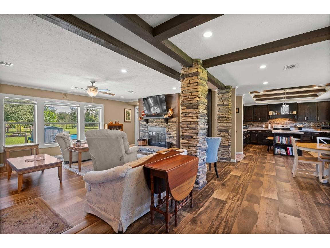 2083 Sr 50 Webster FL 33597 TB8437034 image4