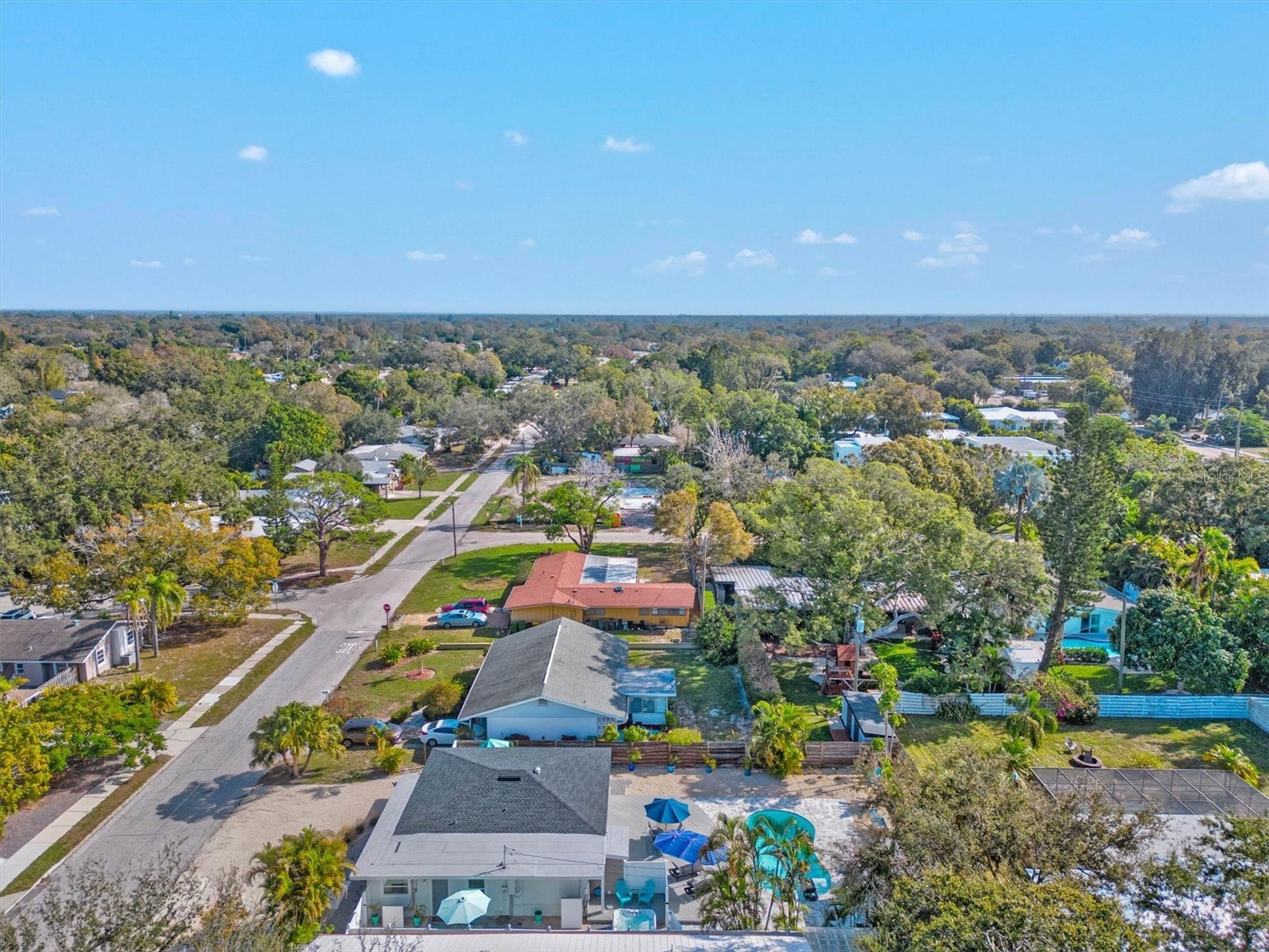 2084 Grove Street #B Sarasota FL 34239 A4689586 image28