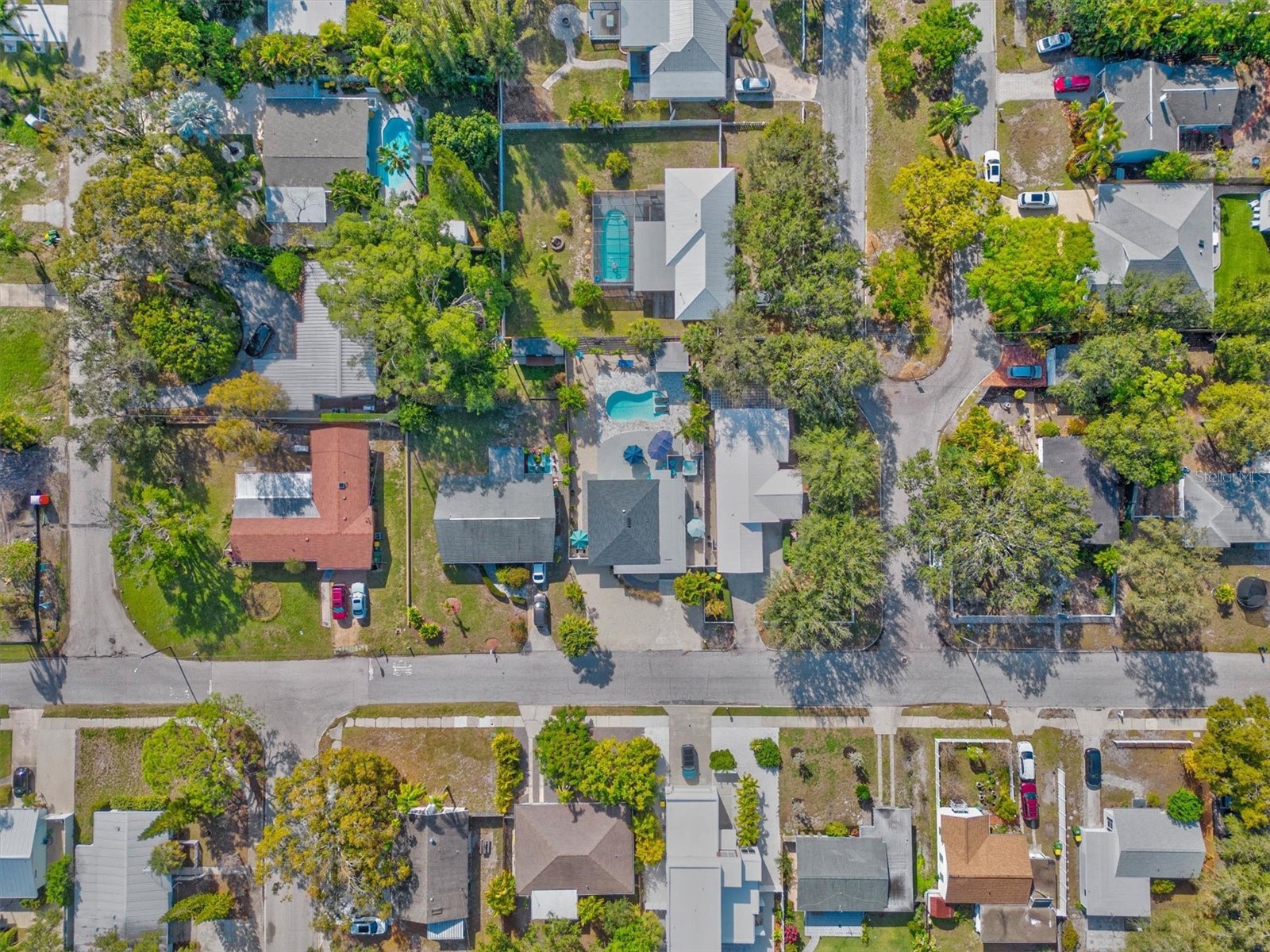 2084 Grove Street #B Sarasota FL 34239 A4689586 image30