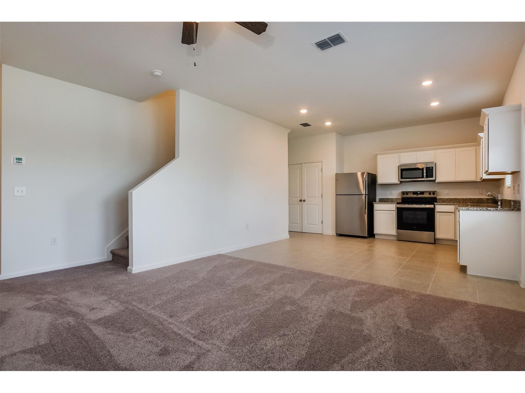 2084 Hemingway Circle Groveland FL 34736 O6395376 image4