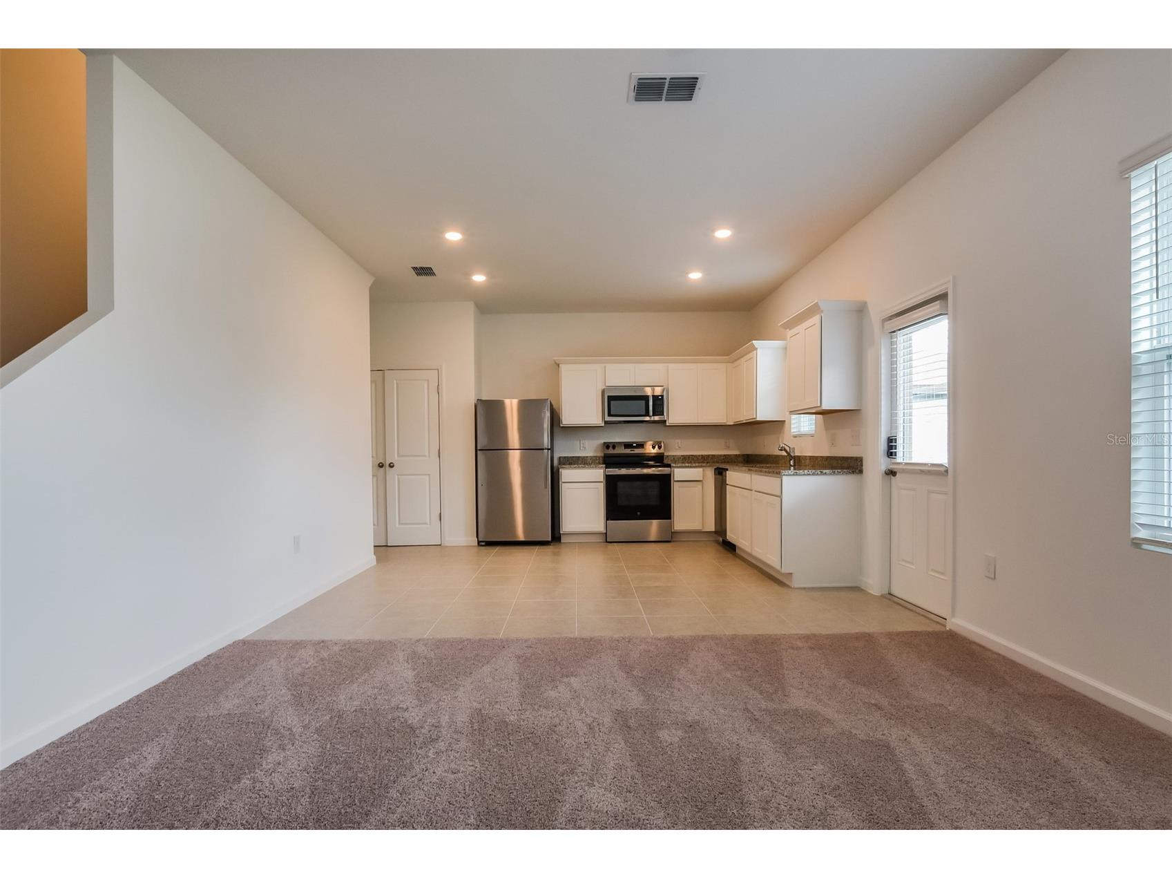 2084 Hemingway Circle Groveland FL 34736 O6395376 image6