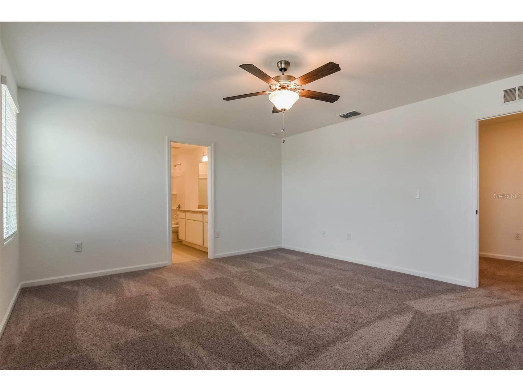 2084 Hemingway Circle Groveland FL 34736 O6395376 image9