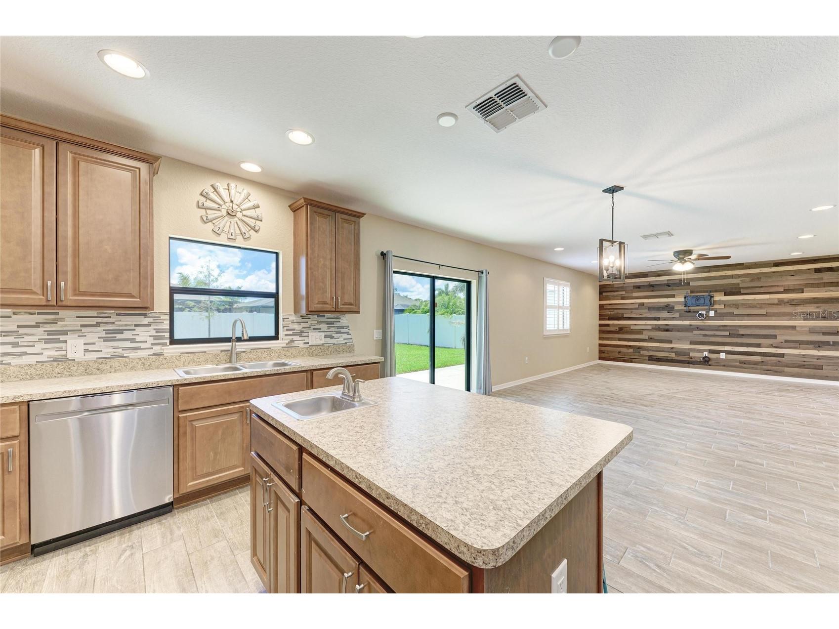 2084 La Palma Avenue Port Charlotte FL 33953 A4698223 image20