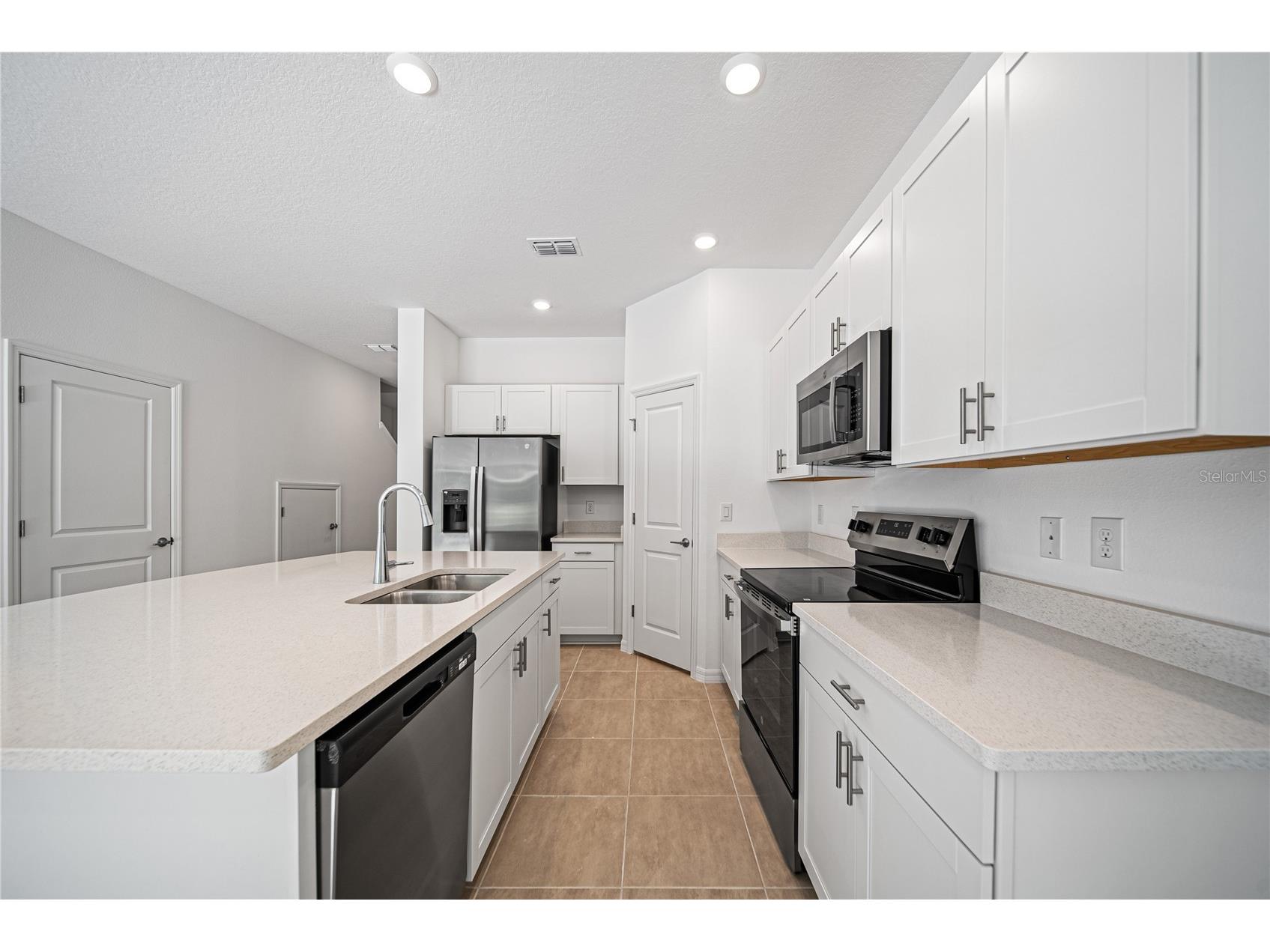 2085 Hallier Cove Wesley Chapel FL 33543 TB8518079 image11