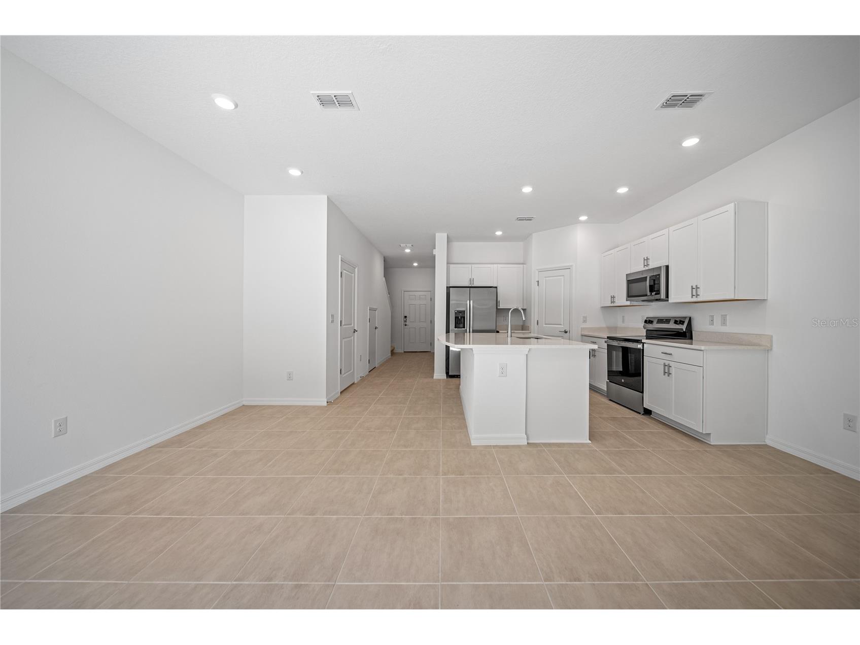 2085 Hallier Cove Wesley Chapel FL 33543 TB8518079 image7