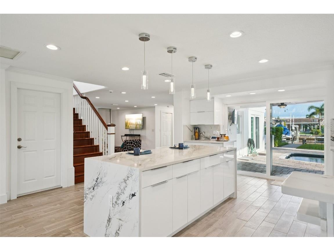 2085 Massachusetts Avenue NE Saint Petersburg FL 33703 - TAMPA BAY TB8414755 image10