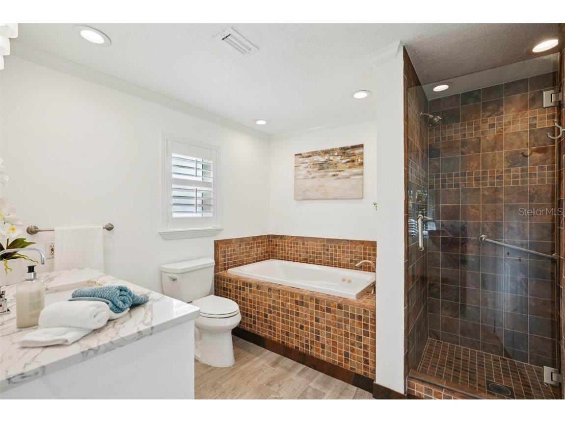 2085 Massachusetts Avenue NE Saint Petersburg FL 33703 - TAMPA BAY TB8414755 image19