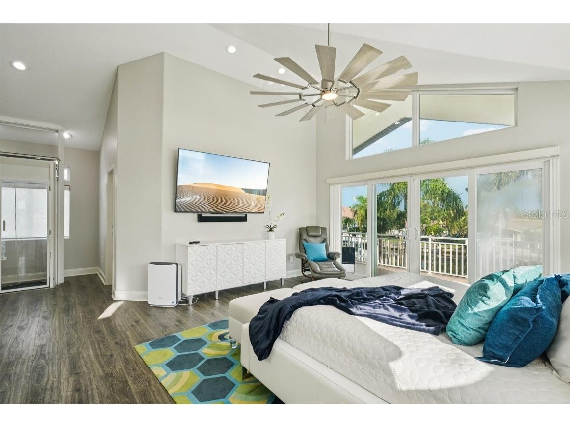 2085 Massachusetts Avenue NE Saint Petersburg FL 33703 - TAMPA BAY TB8414755 image27