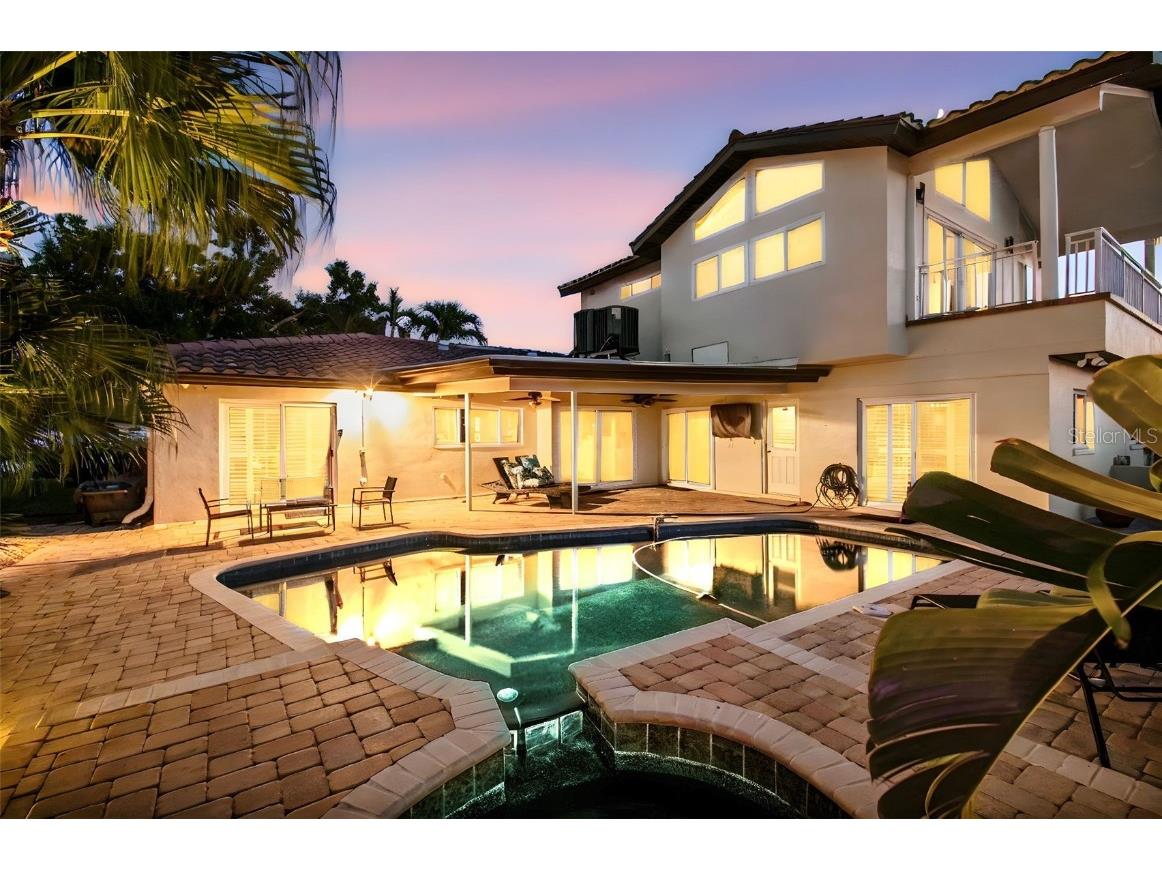 2085 Massachusetts Avenue NE Saint Petersburg FL 33703 - TAMPA BAY TB8414755 image48