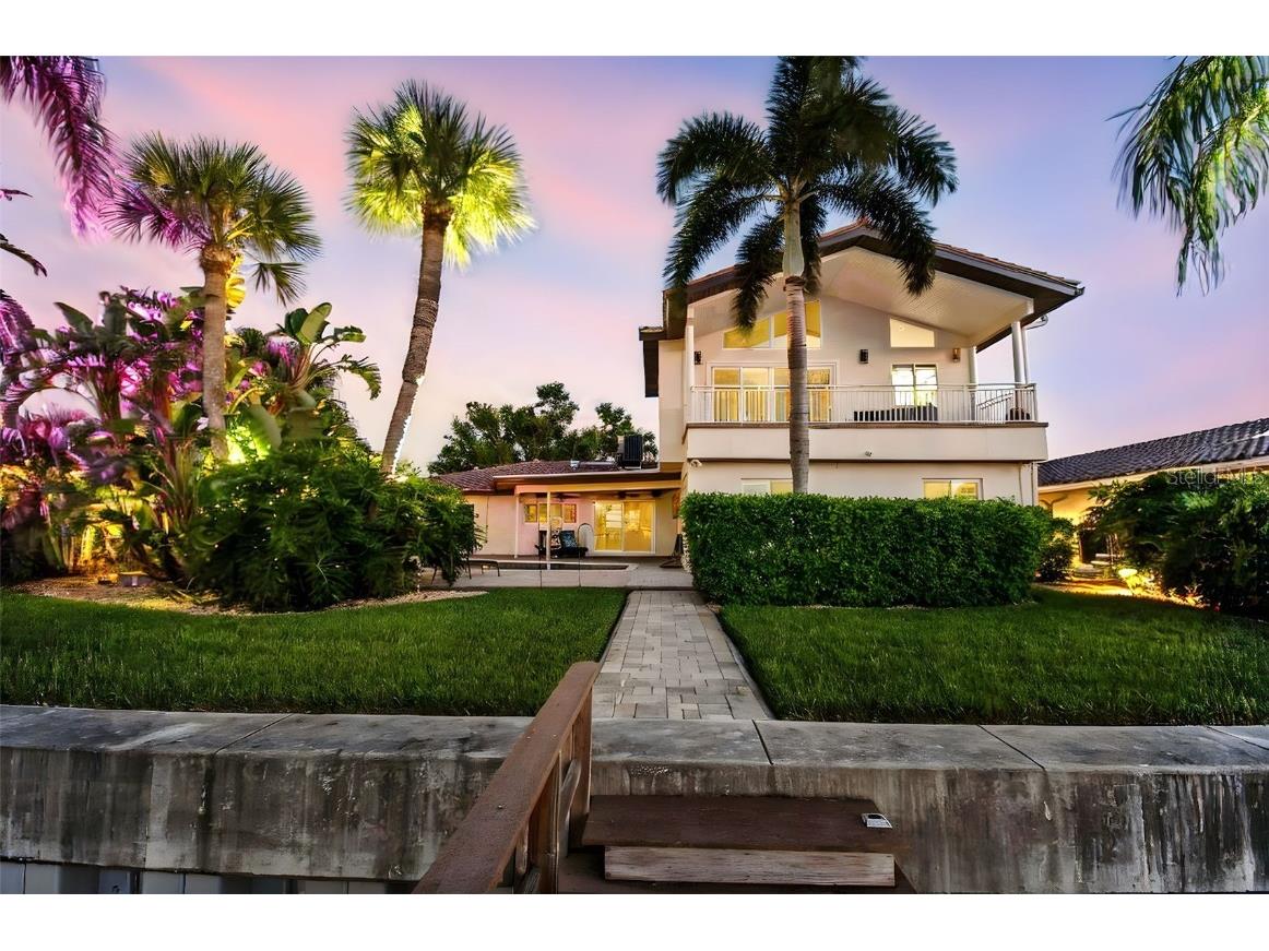 2085 Massachusetts Avenue NE Saint Petersburg FL 33703 - TAMPA BAY TB8414755 image49