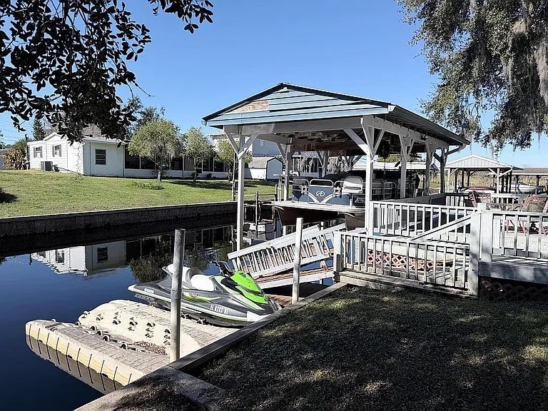 2086 Starboard Drive Geneva FL 32732 OM723829 image1